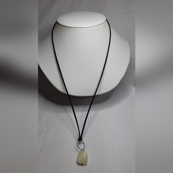 White Quartz Sterling Wire Wrap Necklace - Picture 2 of 7